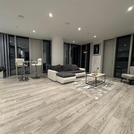 Luxury 2 Bed Penthouse With Stunning Views In Manchester City Centre Buitenkant foto