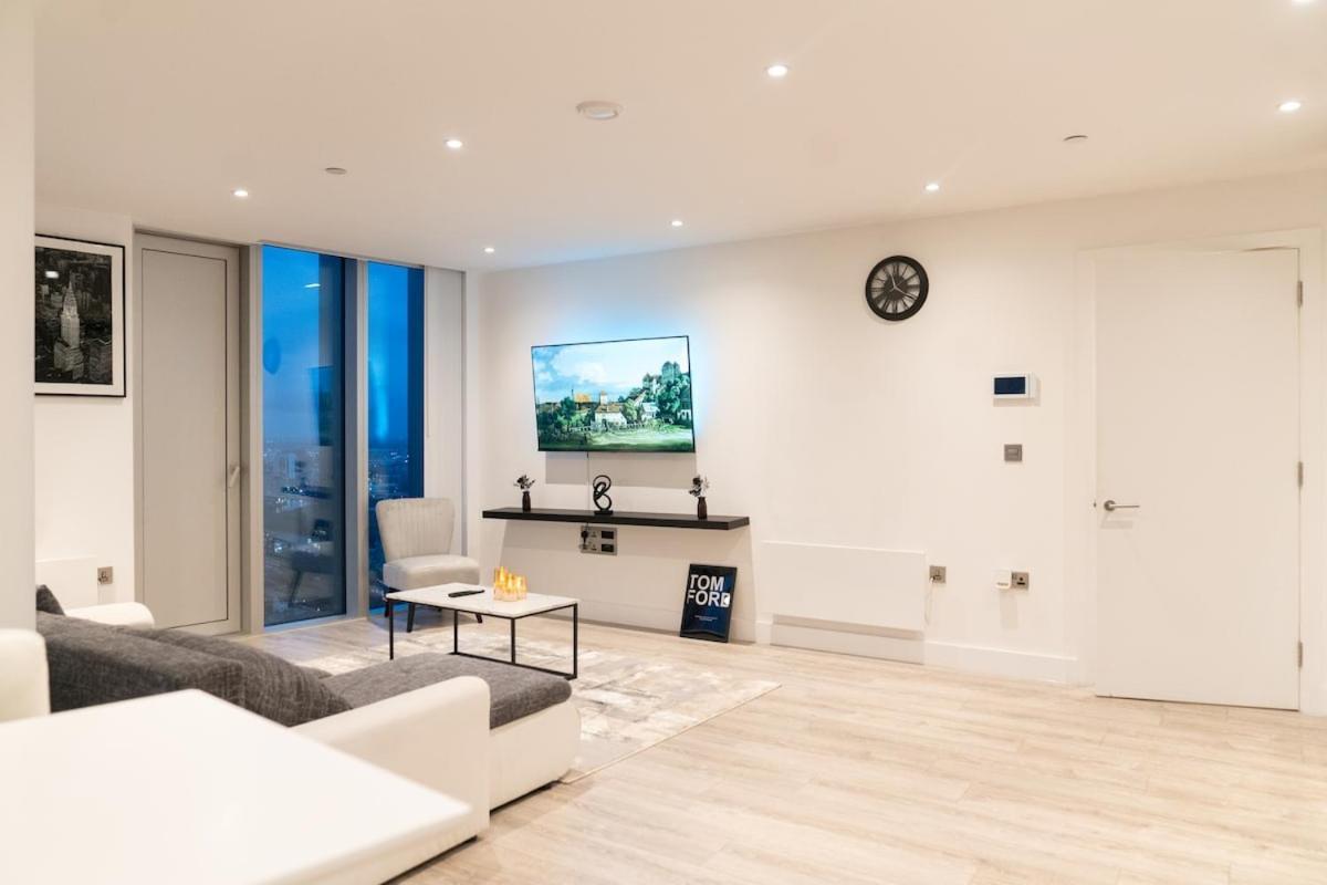 Luxury 2 Bed Penthouse With Stunning Views In Manchester City Centre Buitenkant foto
