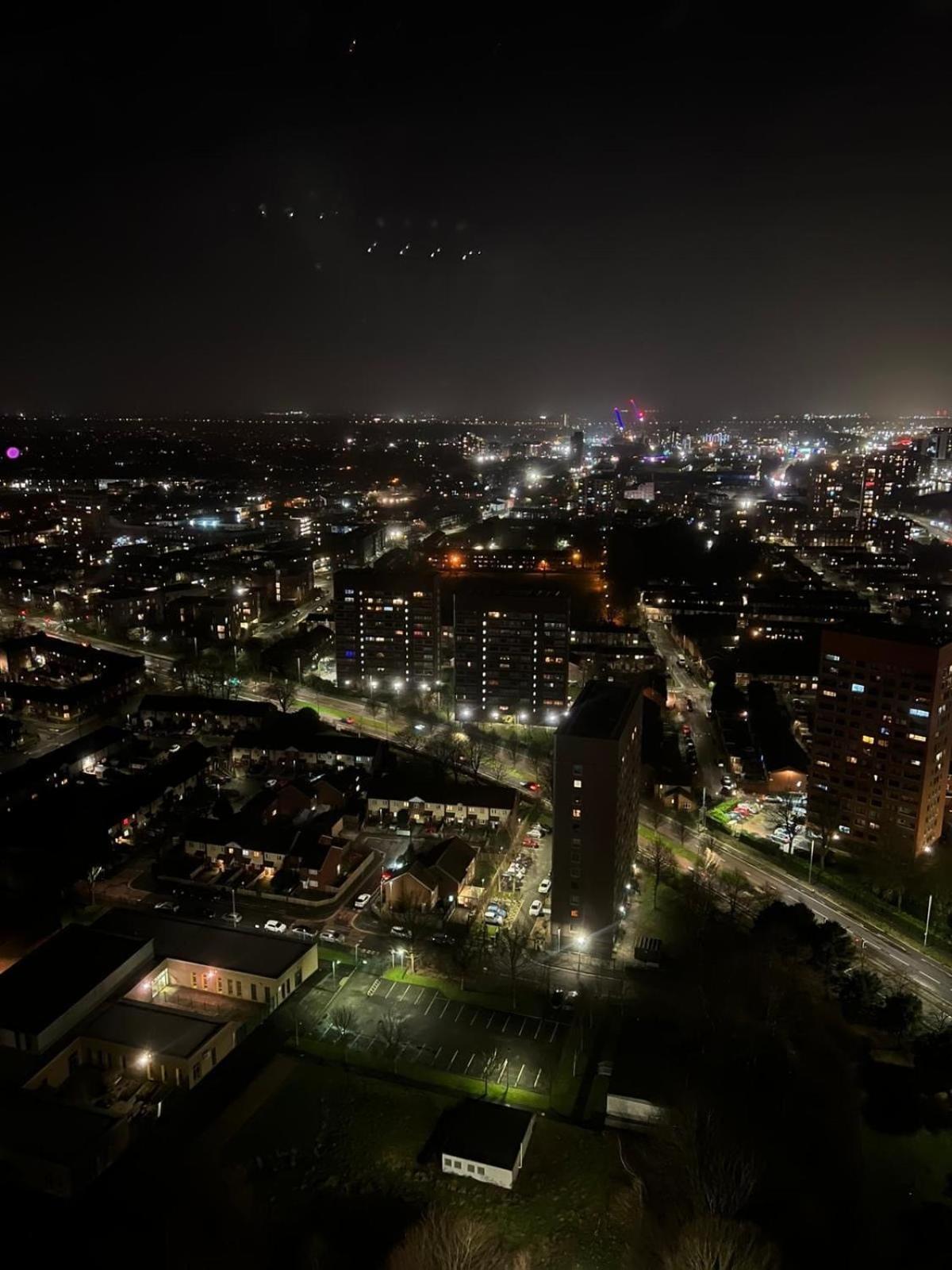 Luxury 2 Bed Penthouse With Stunning Views In Manchester City Centre Buitenkant foto